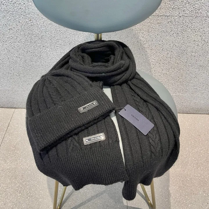 スーパーコピー プラダ マフラー