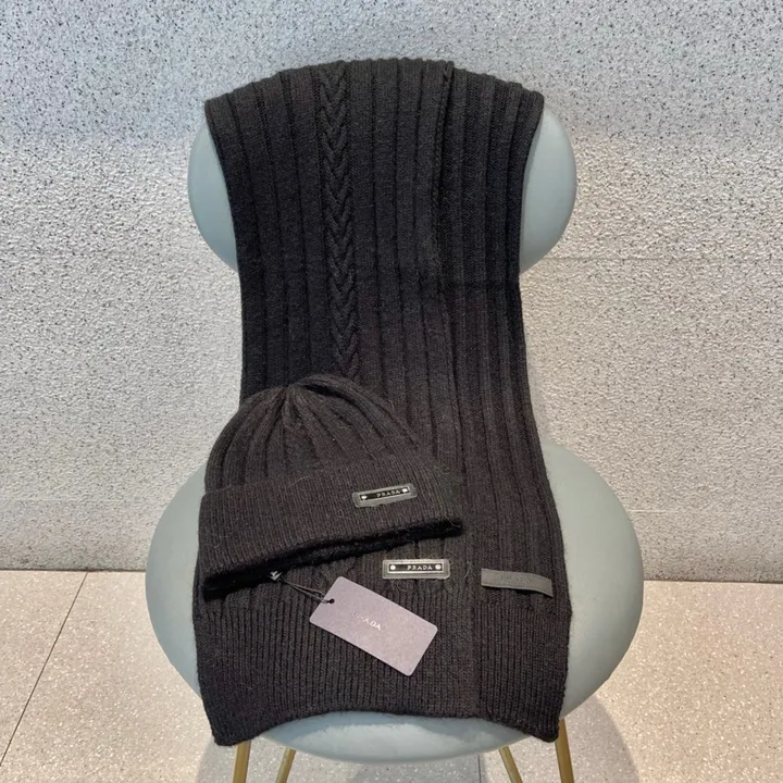 スーパーコピー プラダ マフラー