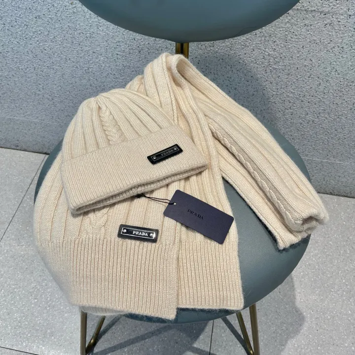 スーパーコピー プラダ マフラー