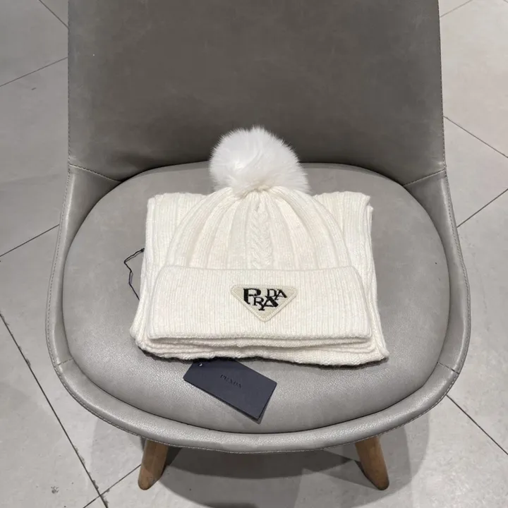 スーパーコピー プラダ マフラー