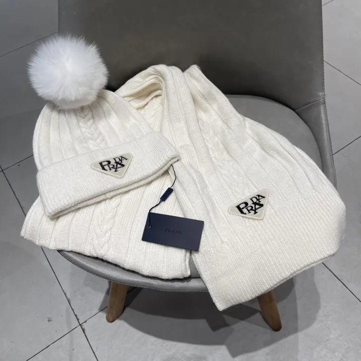 スーパーコピー プラダ マフラー