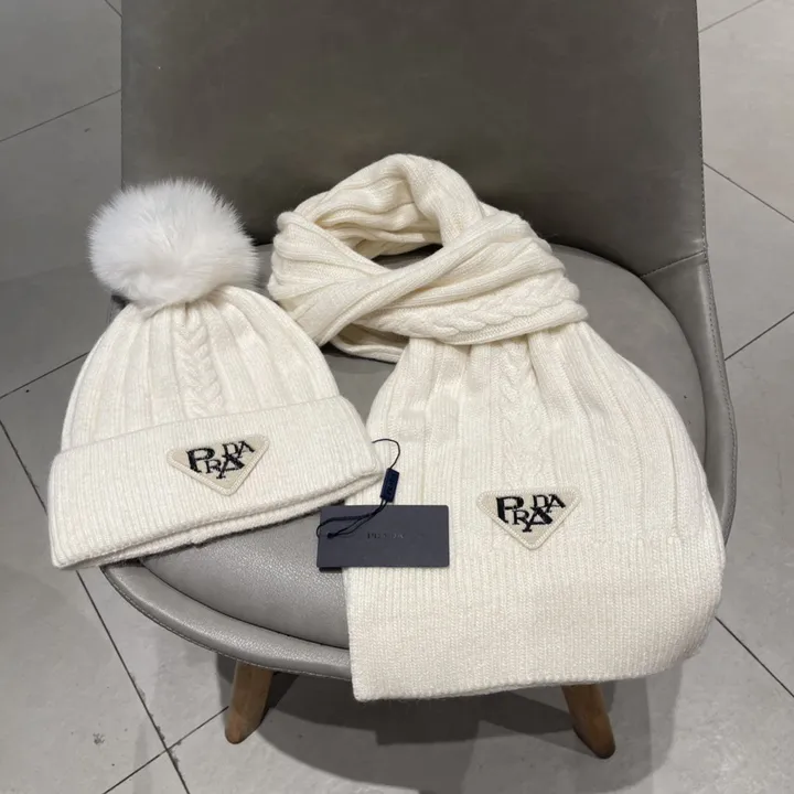 スーパーコピー プラダ マフラー