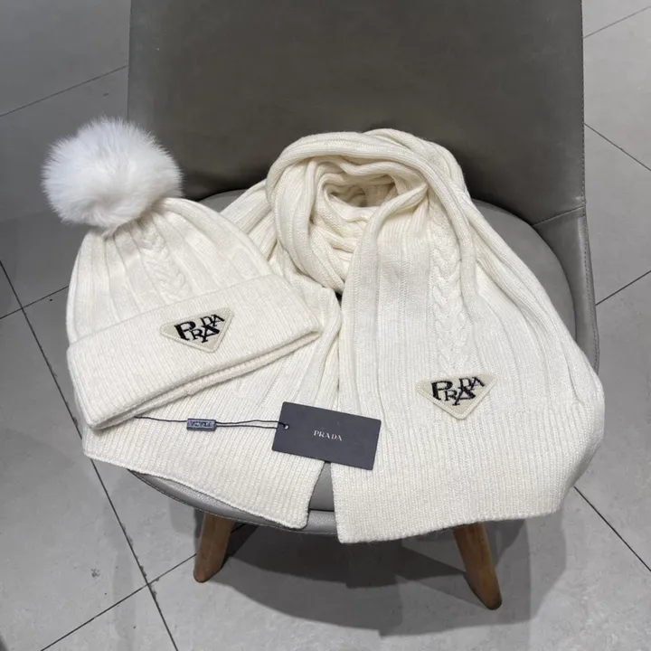 スーパーコピー プラダ マフラー