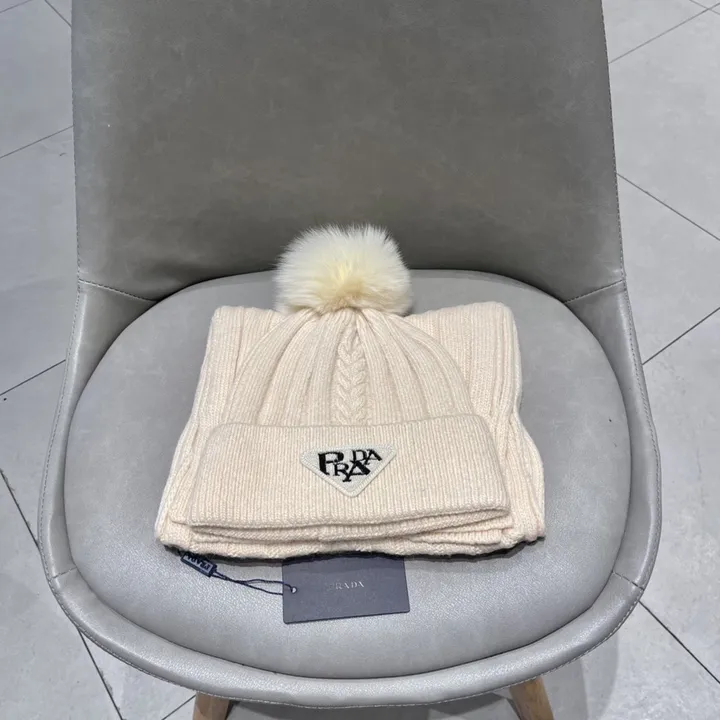 スーパーコピー プラダ マフラー