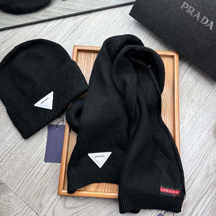 スーパーコピー プラダ マフラー