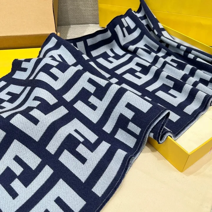 スーパーコピー フェンディ マフラー