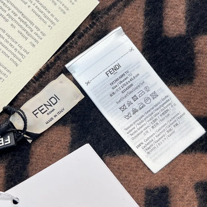 スーパーコピー フェンディ マフラー