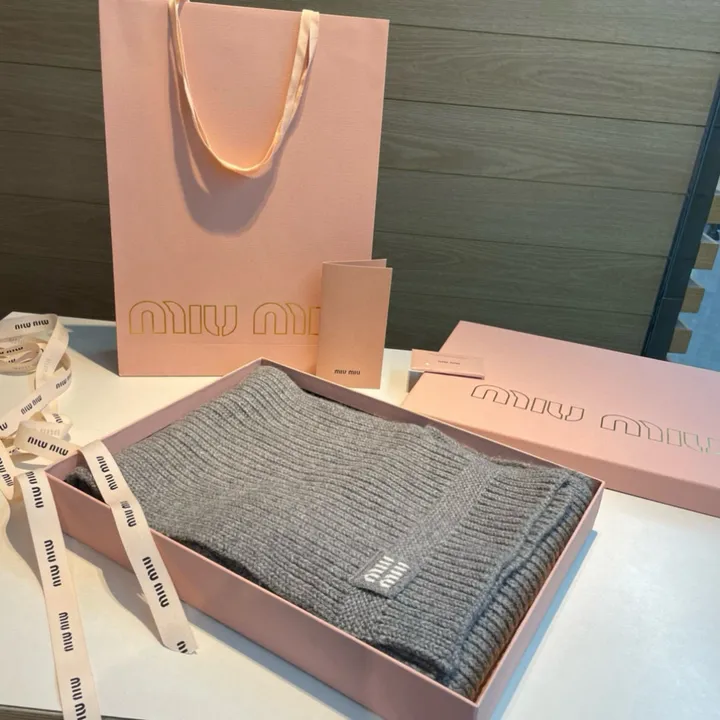 スーパーコピー フェンディ マフラー