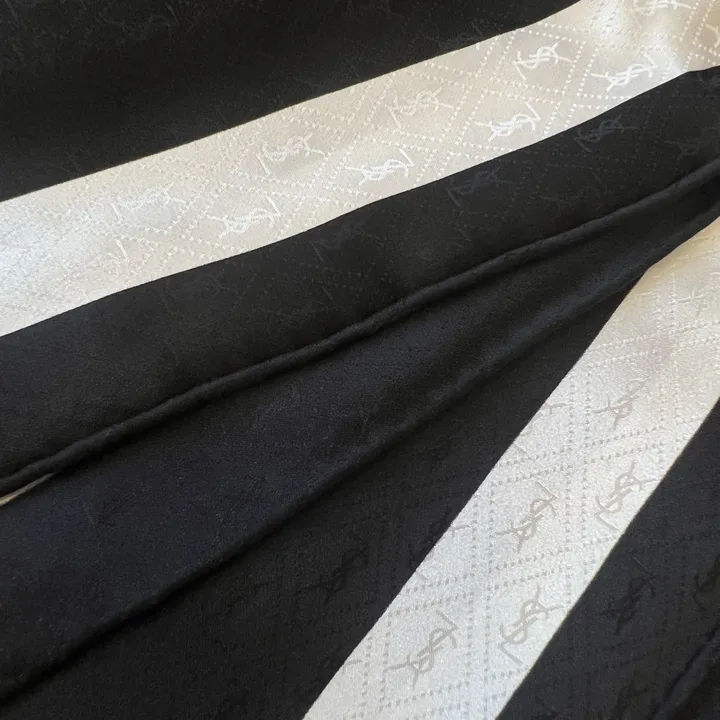 スーパーコピー バレンシアガ マフラー