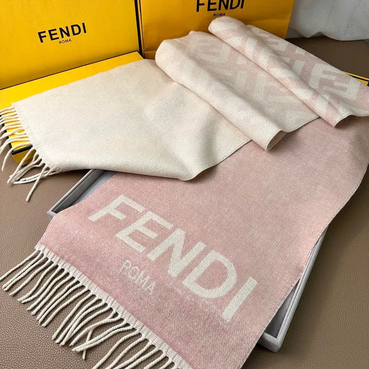 スーパーコピー フェンディ マフラー