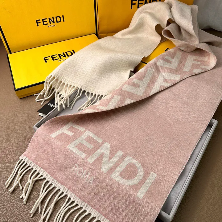 スーパーコピー フェンディ マフラー