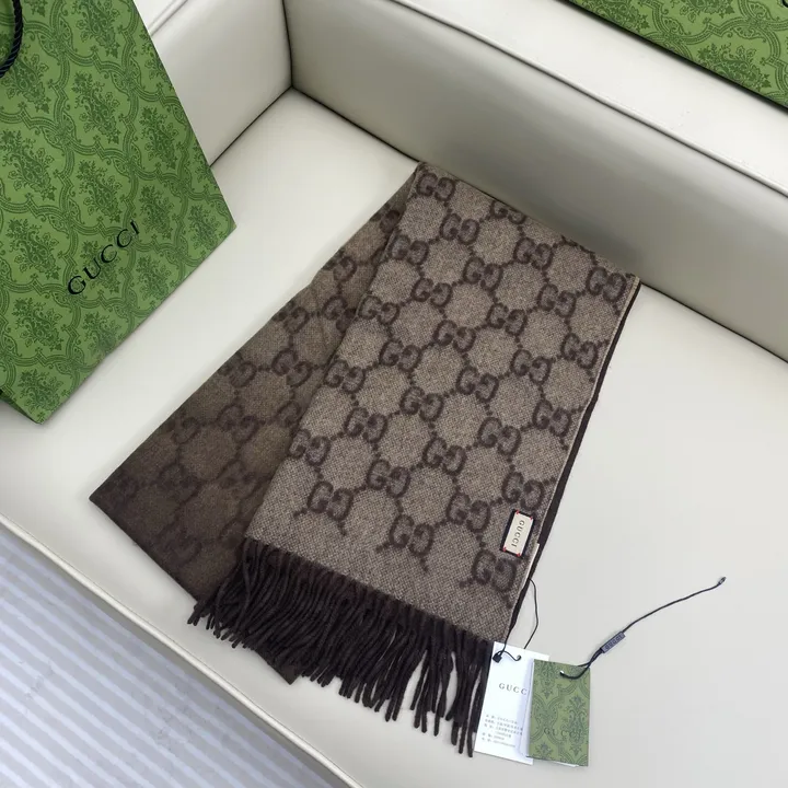 スーパーコピー グッチ マフラー