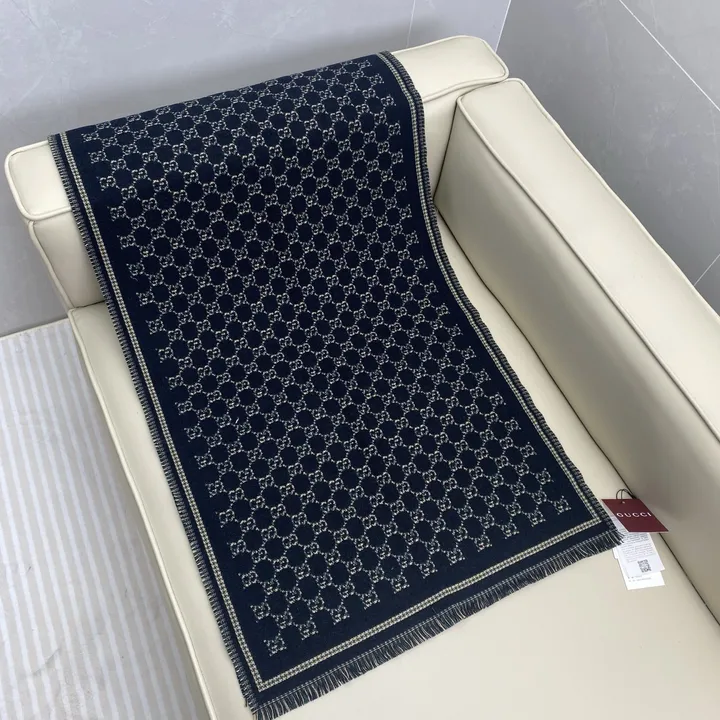 スーパーコピー グッチ マフラー