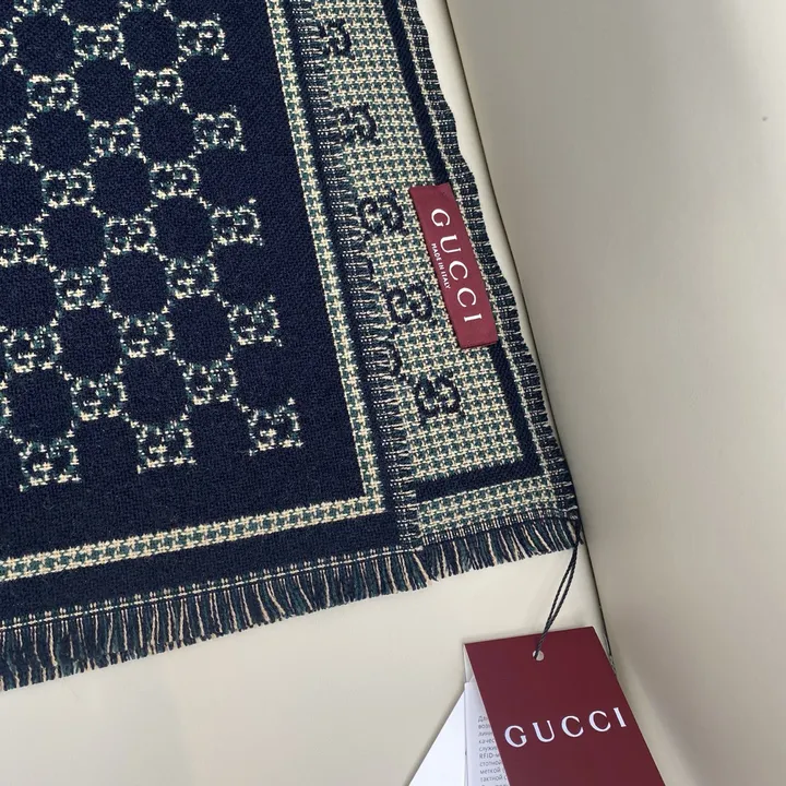 スーパーコピー グッチ マフラー