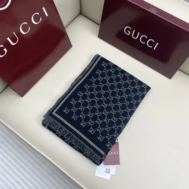 スーパーコピー グッチ マフラー