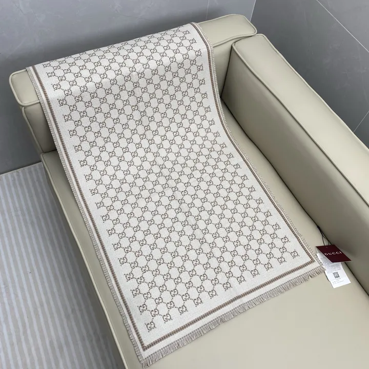 スーパーコピー グッチ マフラー