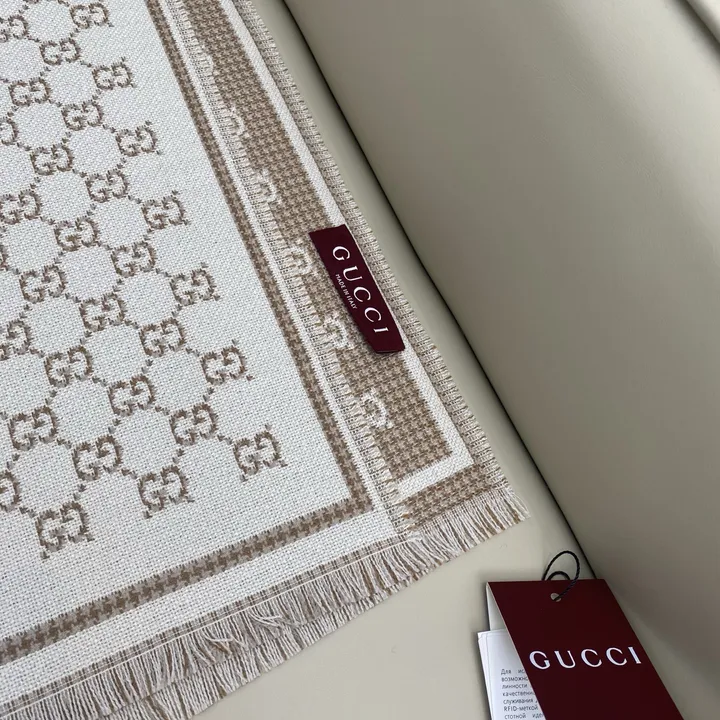 スーパーコピー グッチ マフラー