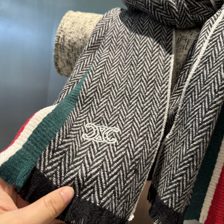 スーパーコピー セリーヌ マフラー