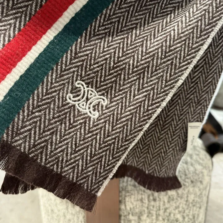 スーパーコピー セリーヌ マフラー