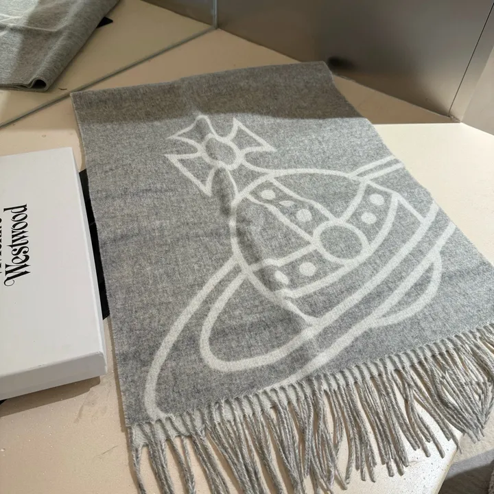 スーパーコピー ヴィヴィアン・ウエストウッド マフラー