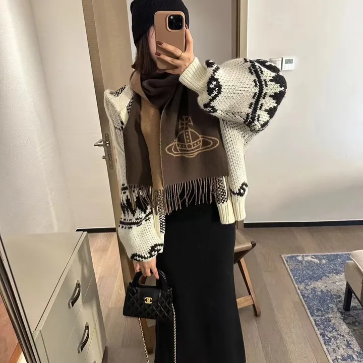 スーパーコピー ヴィヴィアン・ウエストウッド マフラー