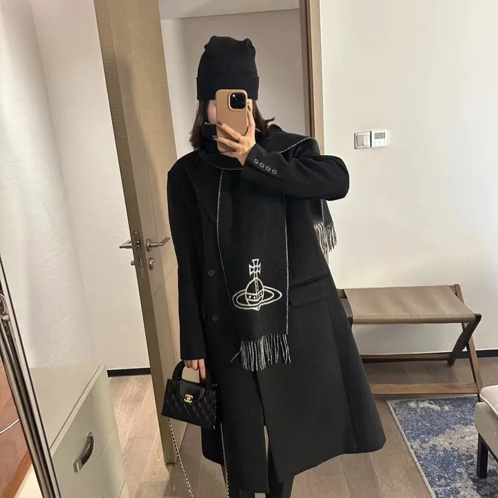 スーパーコピー ヴィヴィアン・ウエストウッド マフラー