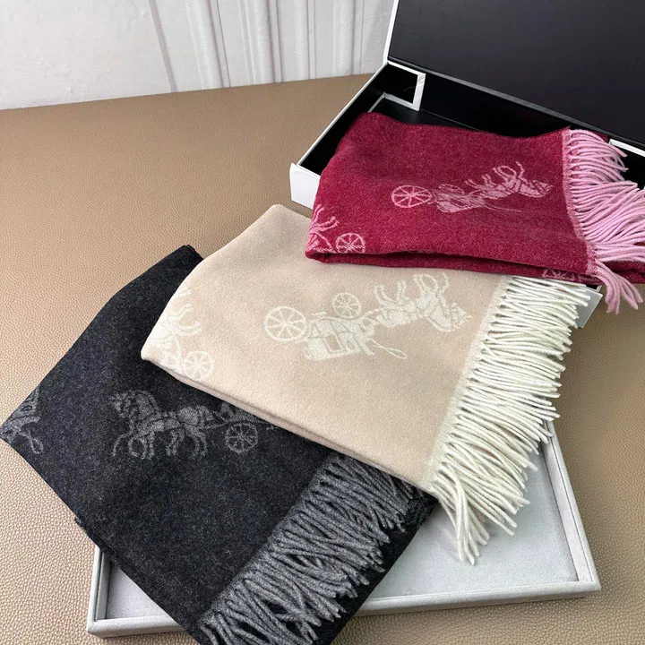 スーパーコピー コーチ マフラー