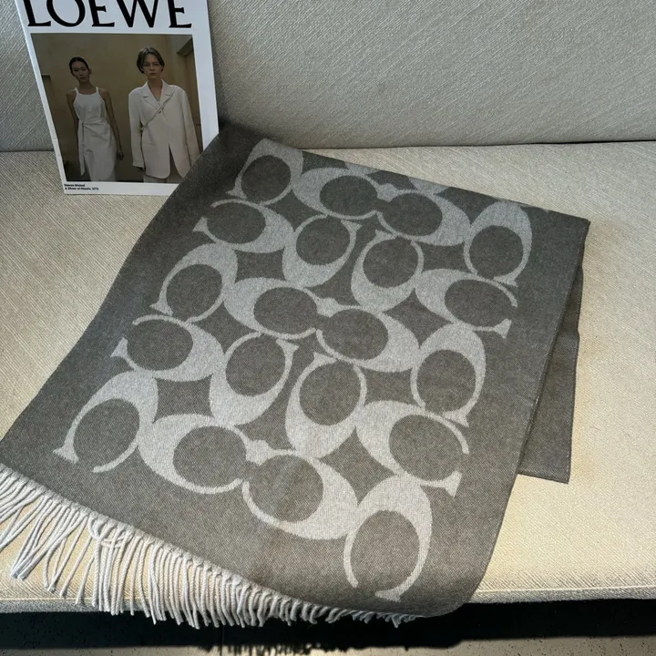 スーパーコピー コーチ マフラー