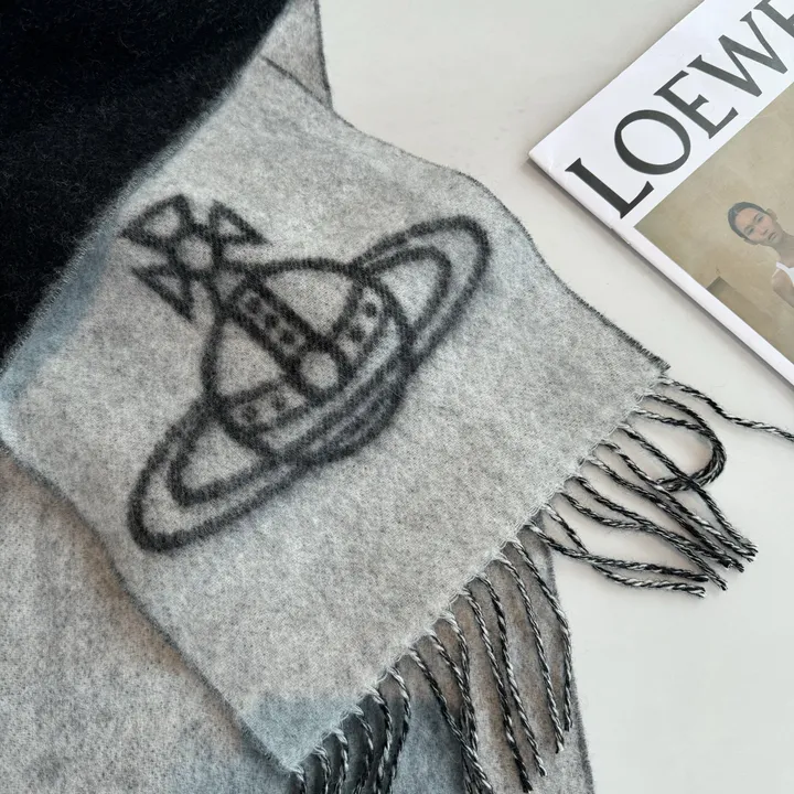 スーパーコピー ヴィヴィアン・ウエストウッド マフラー