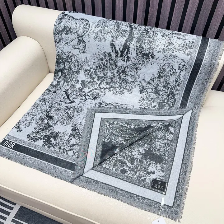 スーパーコピー ディオール マフラー