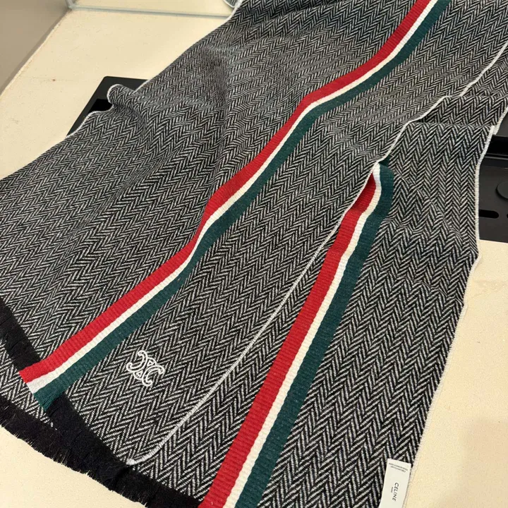 スーパーコピー セリーヌ マフラー