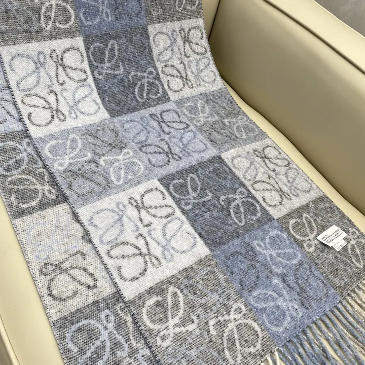 スーパーコピー ロエベ マフラー