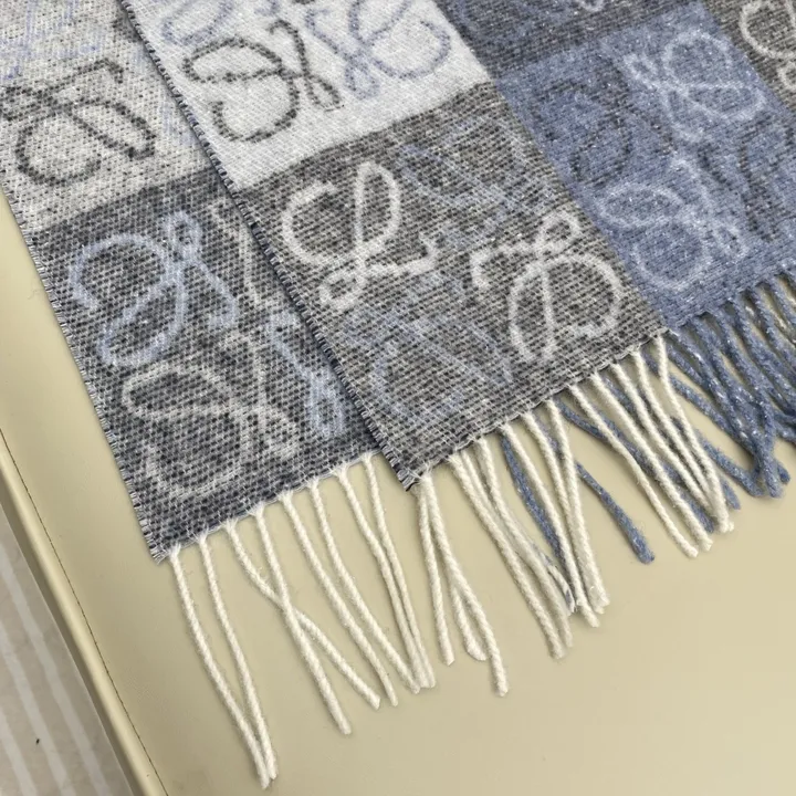 スーパーコピー ロエベ マフラー