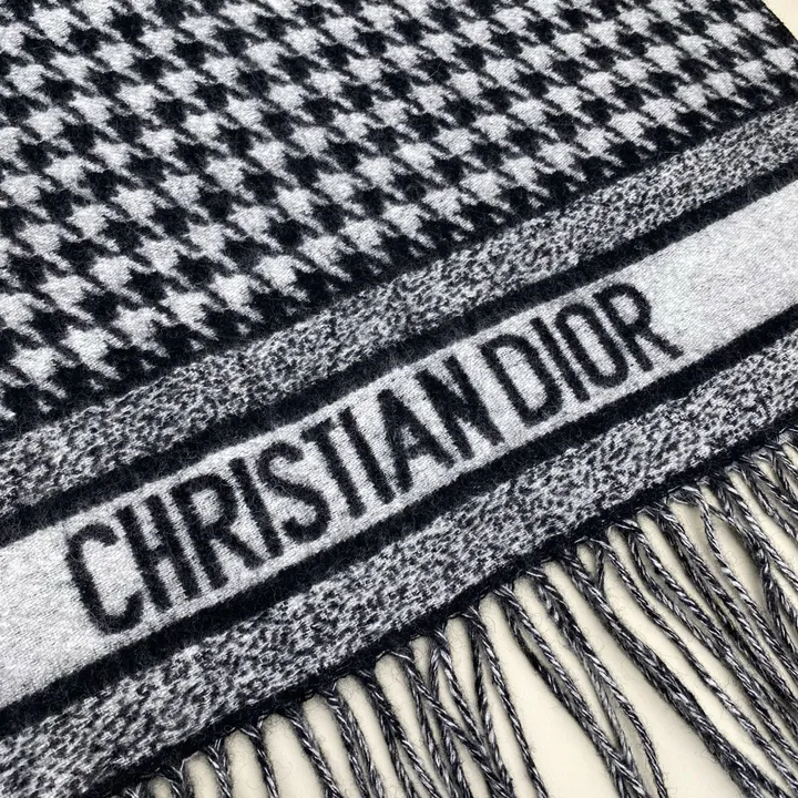 スーパーコピー ディオール マフラー