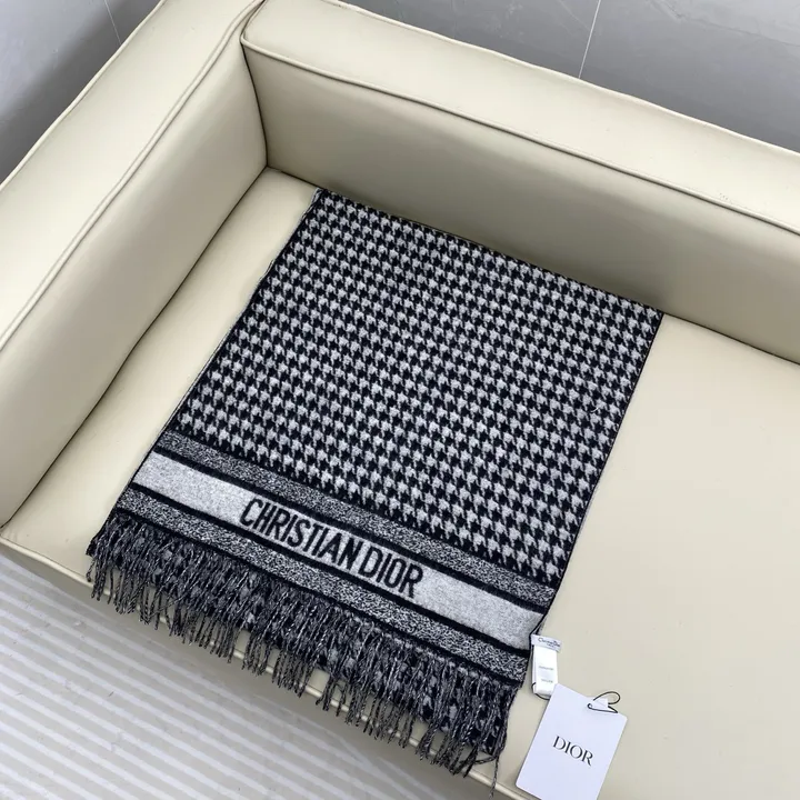 スーパーコピー ディオール マフラー