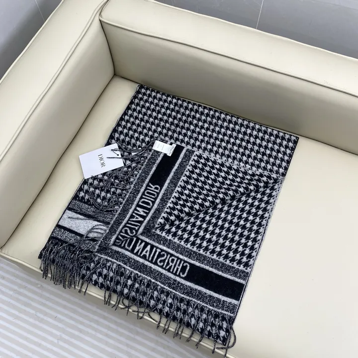 スーパーコピー ディオール マフラー