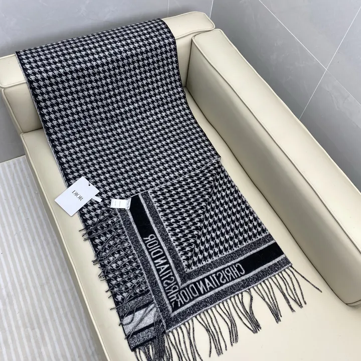 スーパーコピー ディオール マフラー