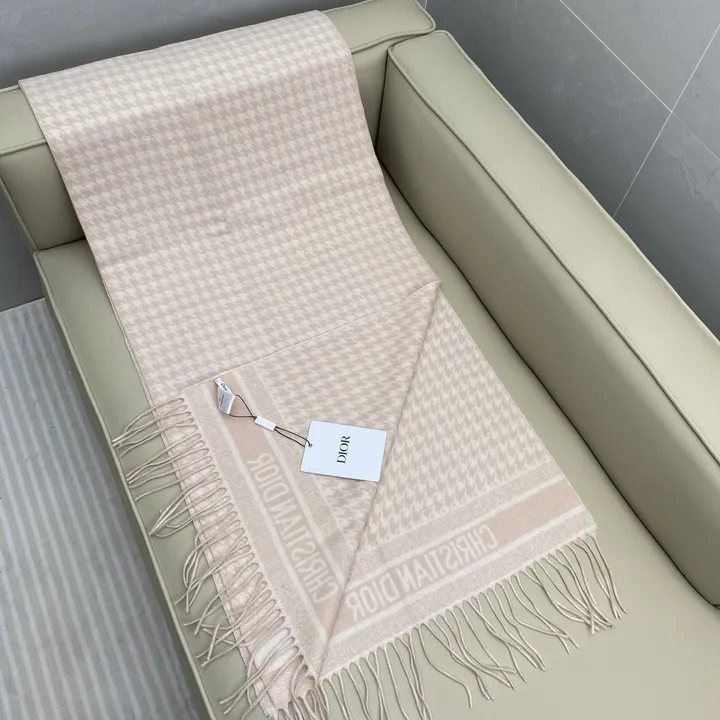 スーパーコピー ディオール マフラー