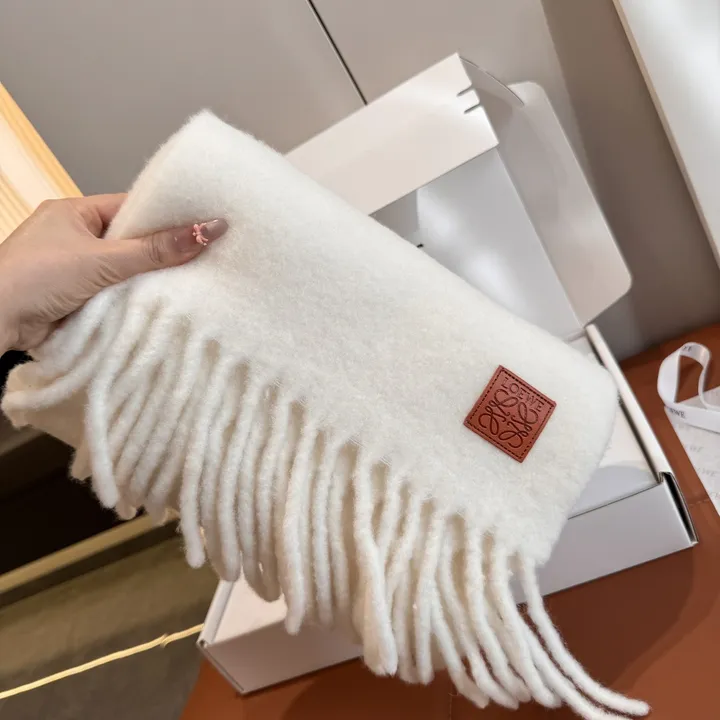 スーパーコピー ロエベ マフラー