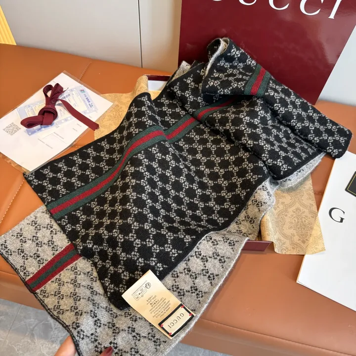 スーパーコピー グッチ マフラー