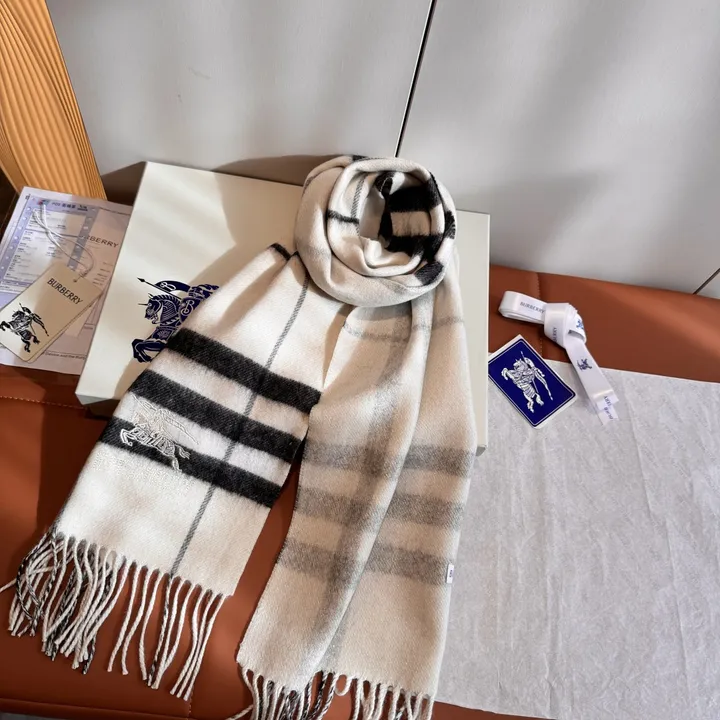 スーパーコピー バーバリー ス マフラー