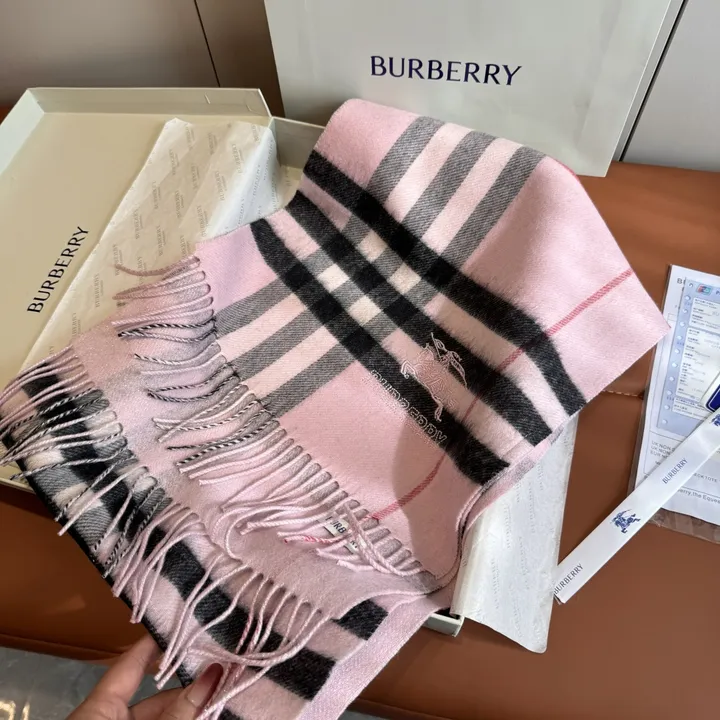 スーパーコピー バーバリー ス マフラー