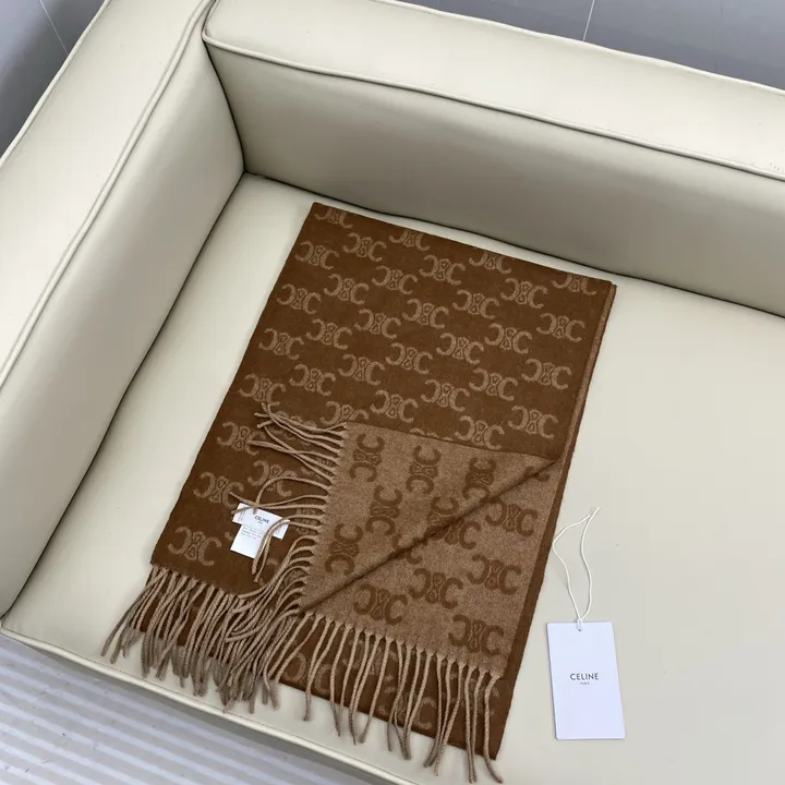 スーパーコピー セリーヌ マフラー