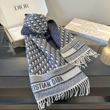 スーパーコピー ディオール マフラー