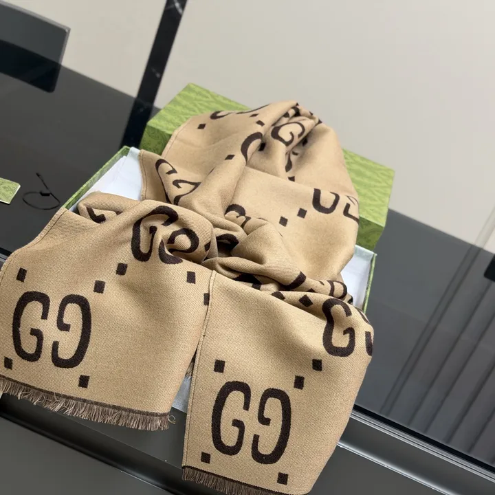 スーパーコピー グッチ マフラー