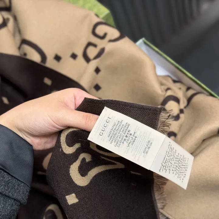 スーパーコピー グッチ マフラー