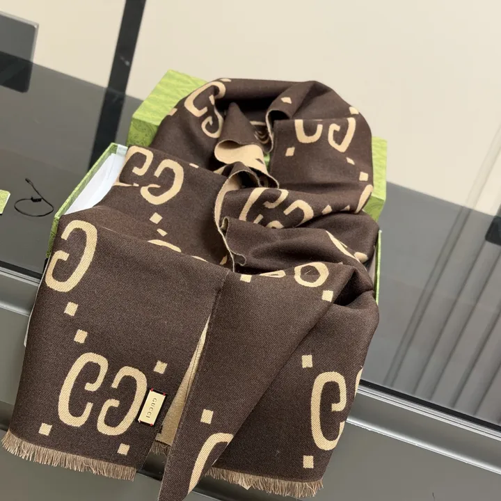 スーパーコピー グッチ マフラー