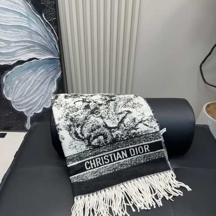 スーパーコピー ディオール マフラー