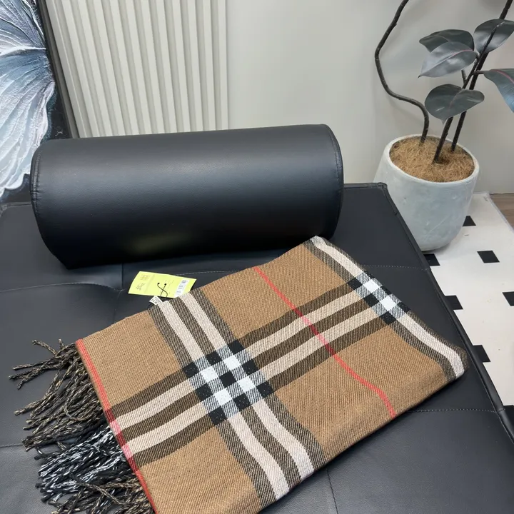 スーパーコピー バーバリー ス マフラー