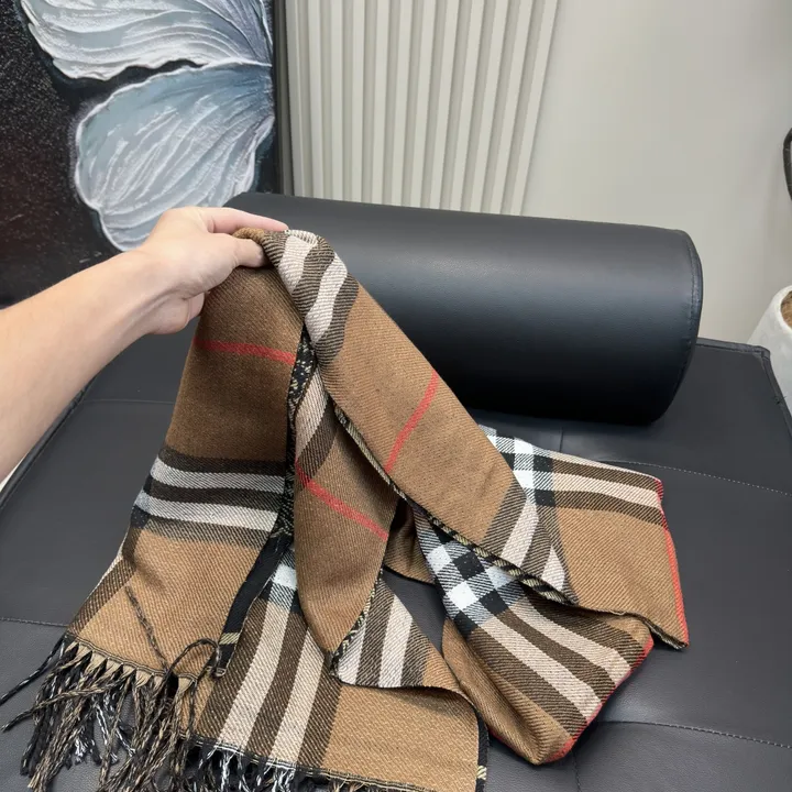 スーパーコピー バーバリー ス マフラー